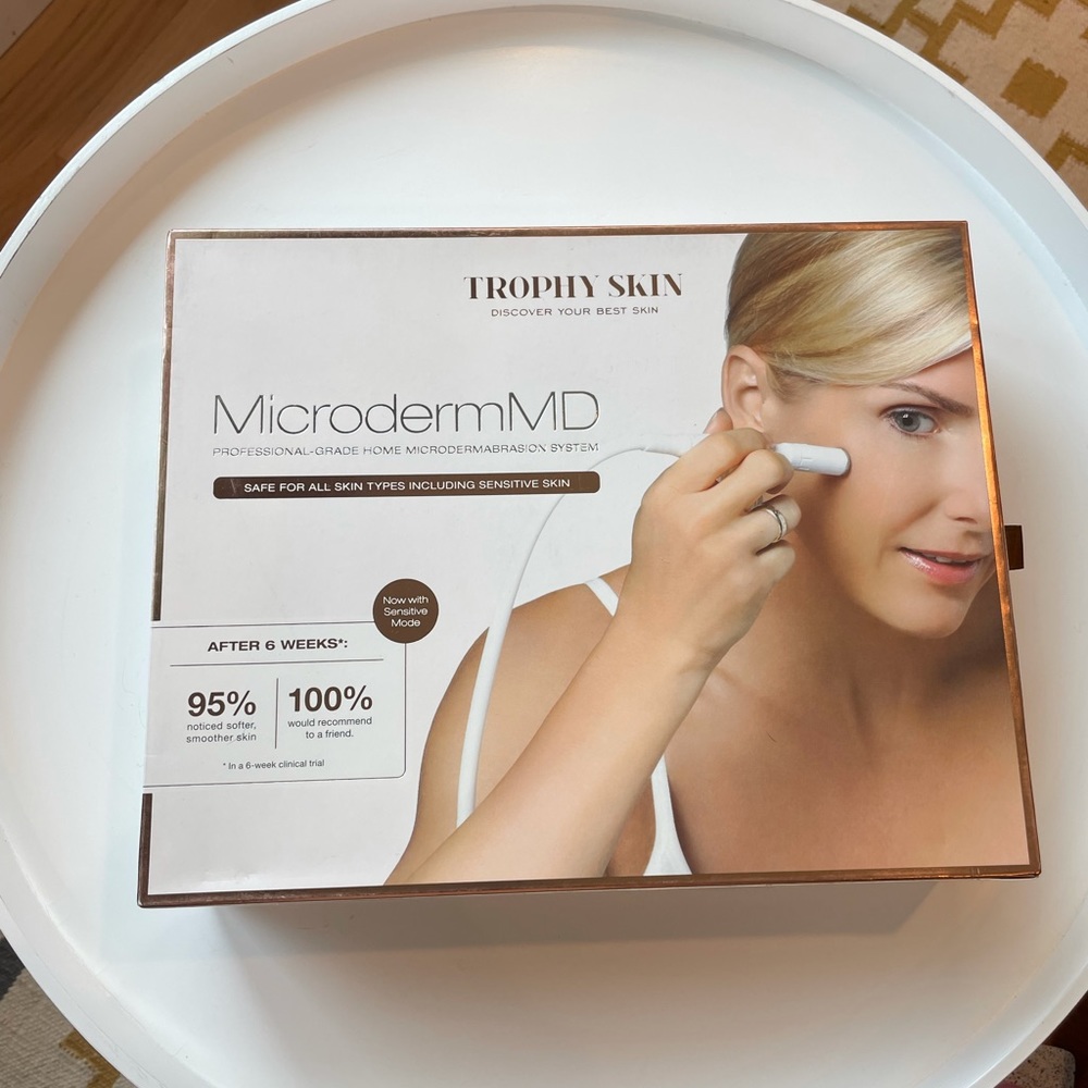 Trophy Skin Microderm MD *NEW PRICE!* Microdermabrasion System